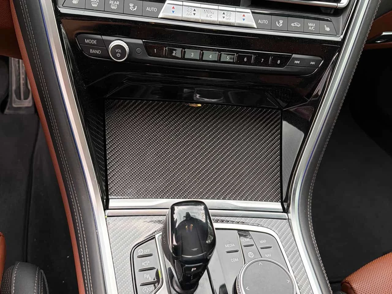 BMW 850 * M850i xDrive * CARFAX * БЕЗ ПЪРВОНАЧАЛНА ВНОСКА, снимка 10 - Автомобили и джипове - 54841475