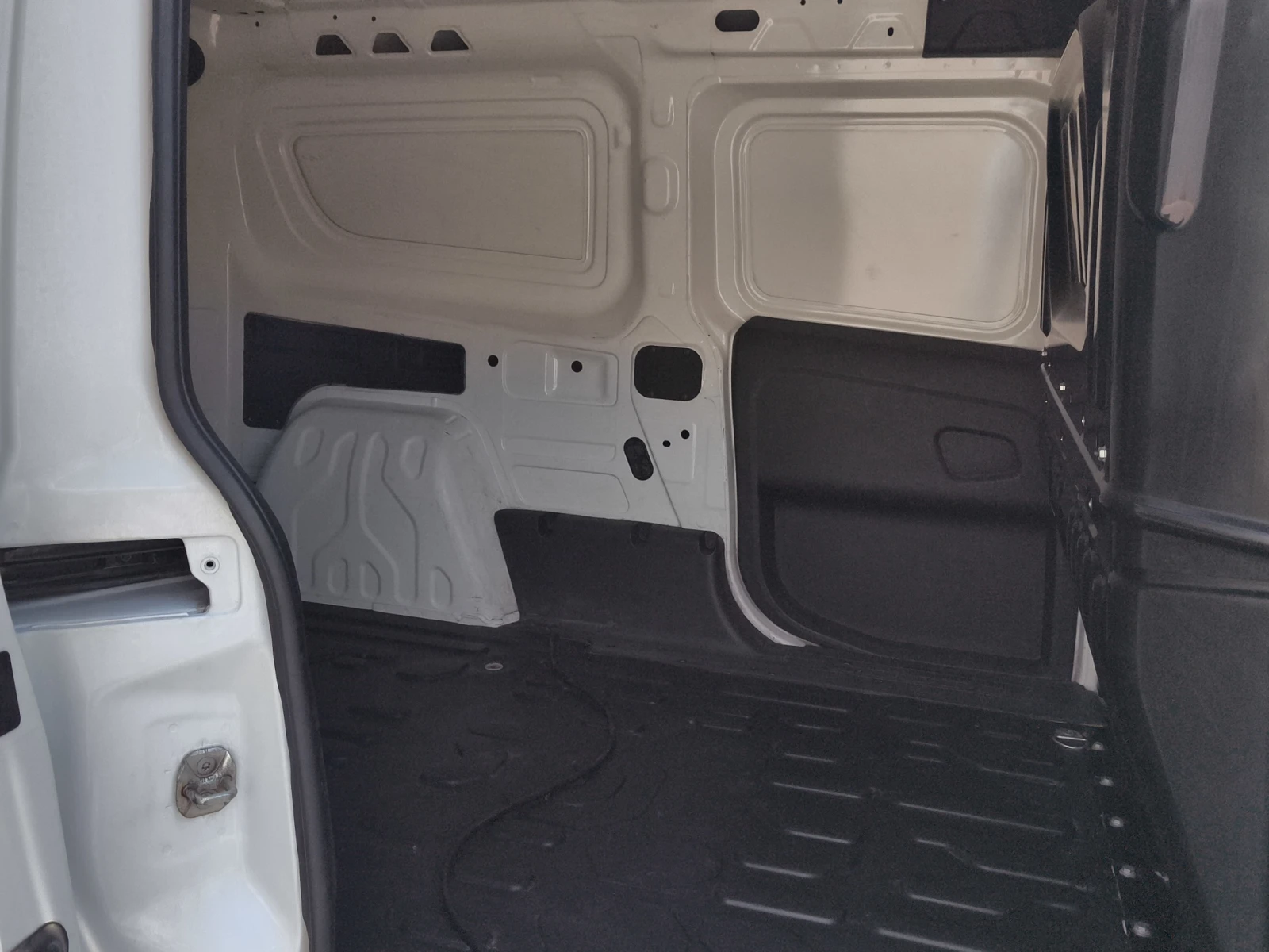 Fiat Doblo FIAT DOBLO 1.6D 105hp BVM6 E6 //2202R09, снимка 12 - Автомобили и джипове - 55056846