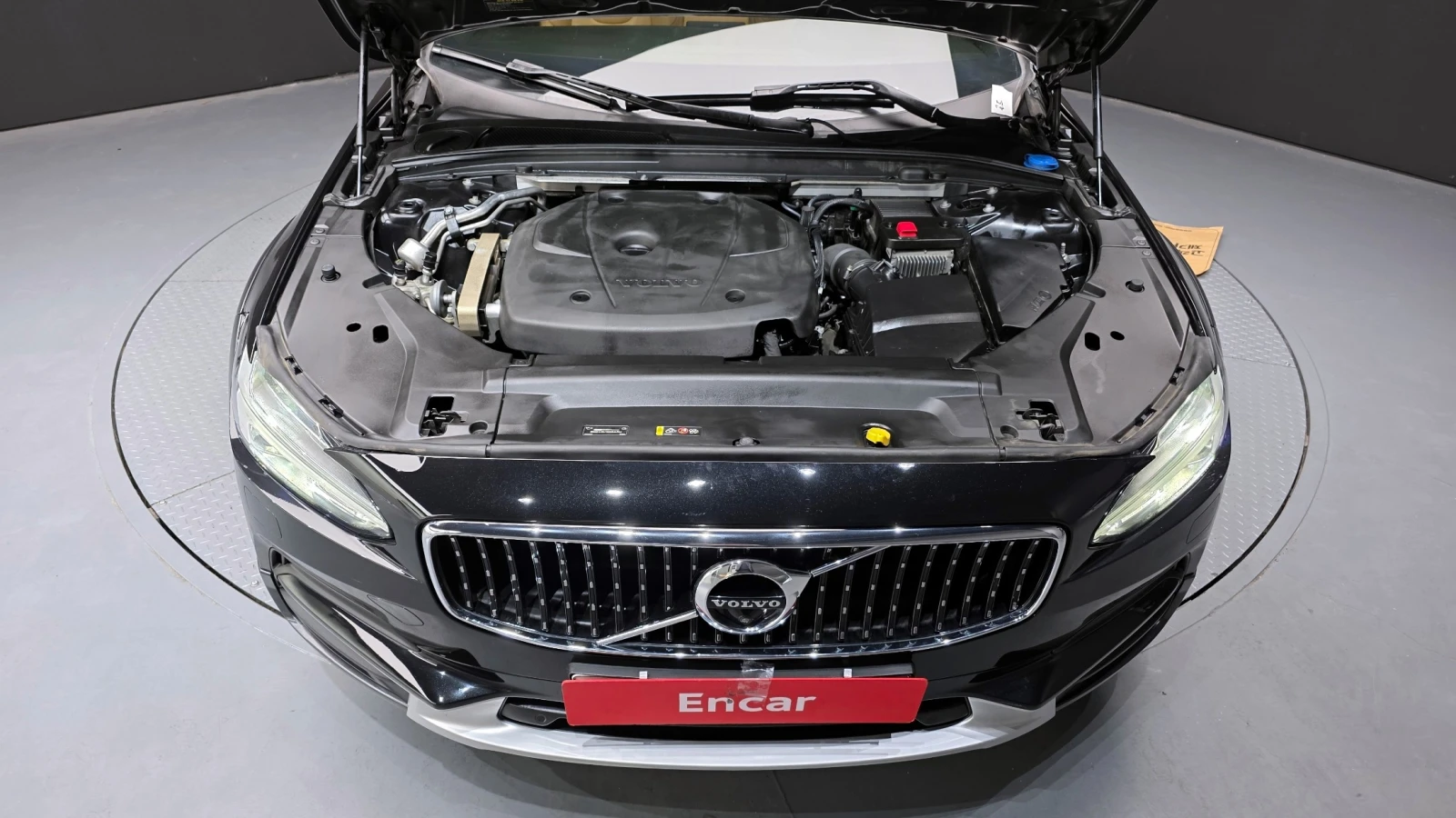 Volvo V90 2.0 2.0 AWD, снимка 5 - Автомобили и джипове - 55121950