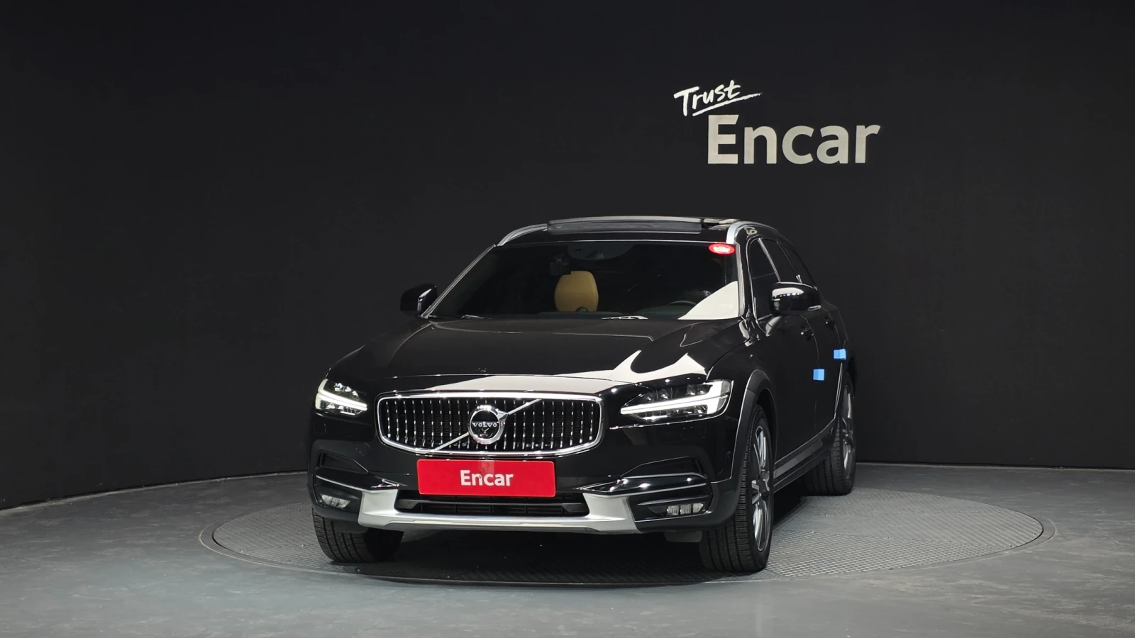Volvo V90 2.0 2.0 AWD, снимка 3 - Автомобили и джипове - 55121950
