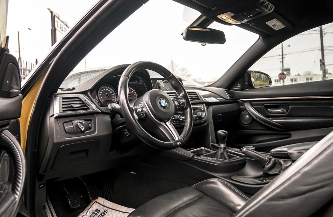 BMW M4 HUD / Carbon / HK, снимка 8 - Автомобили и джипове - 55259471
