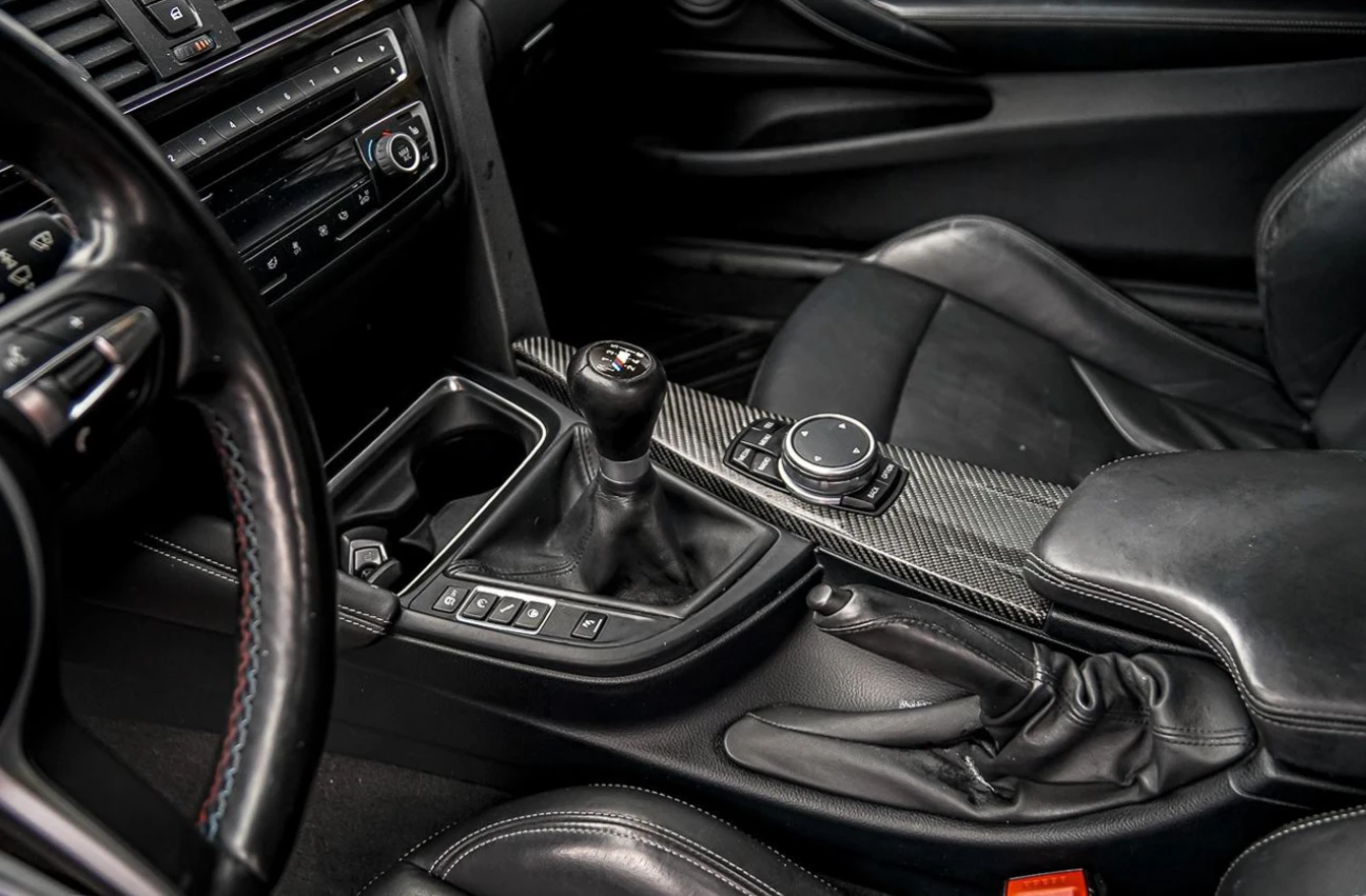 BMW M4 HUD / Carbon / HK, снимка 11 - Автомобили и джипове - 55259471