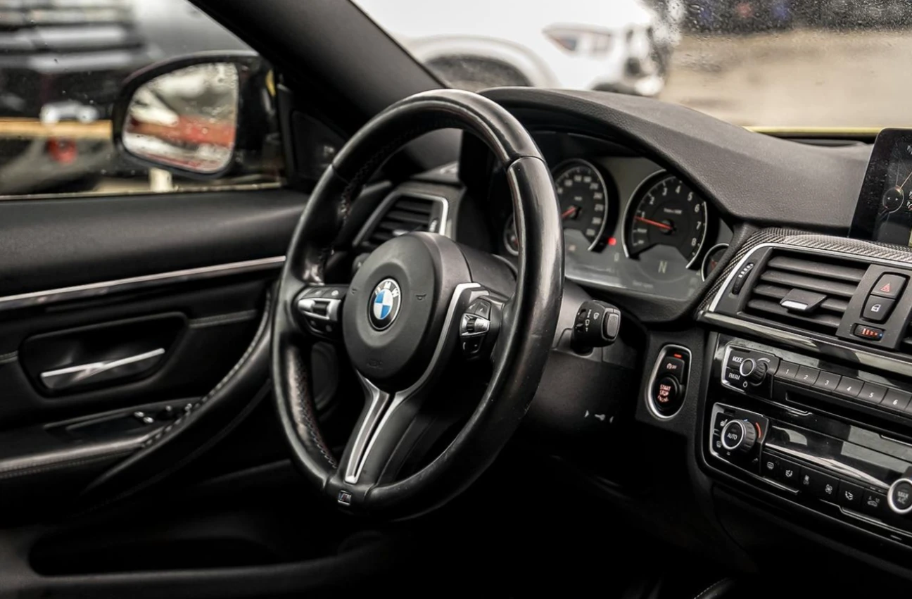 BMW M4 HUD / Carbon / HK, снимка 16 - Автомобили и джипове - 55259471