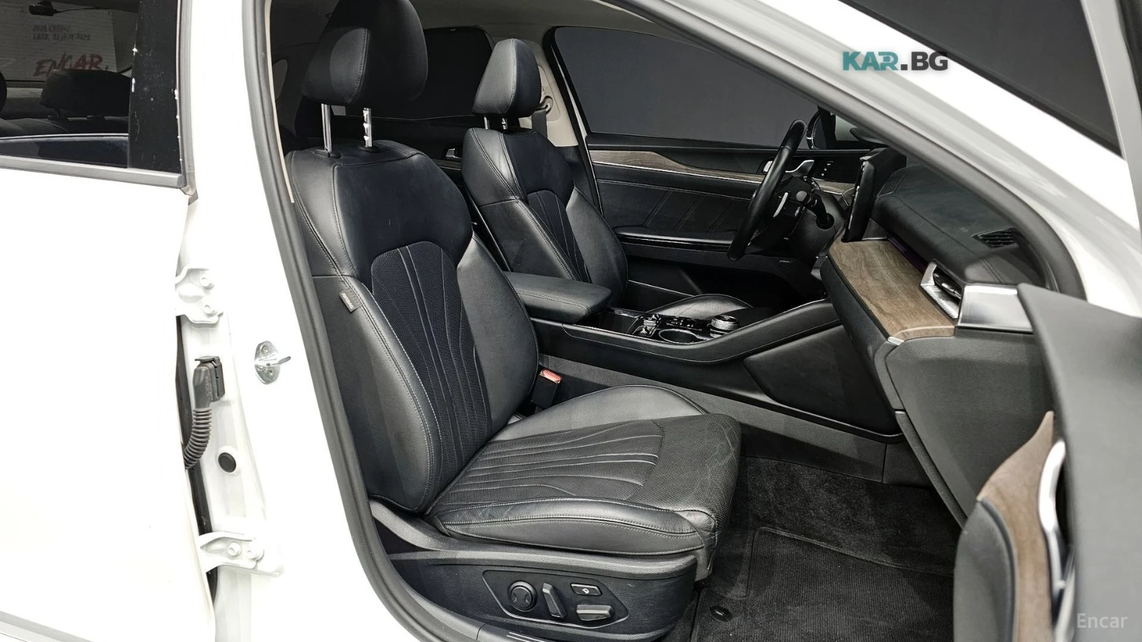 Kia K5 * 2.0* SIGNATURE* ПОДГРЕВ* ОБДУХВАНЕ* ПАНОРАМА* 36, снимка 10 - Автомобили и джипове - 55264084