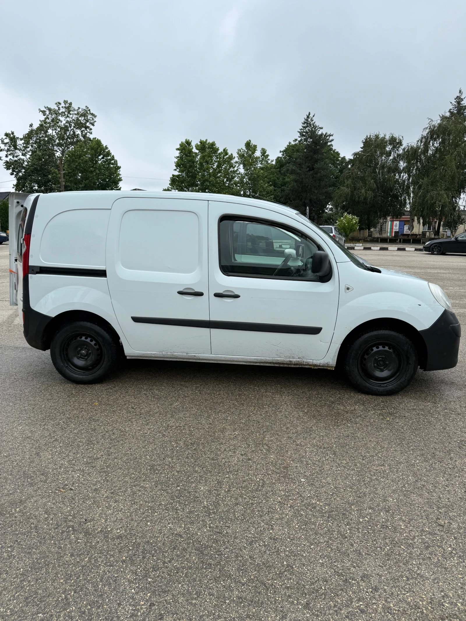 Renault Kangoo, снимка 3 - Автомобили и джипове - 55409781