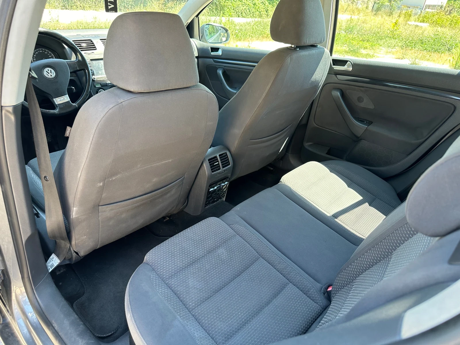 VW Golf 2.0GTD 170hp, снимка 12 - Автомобили и джипове - 55510601