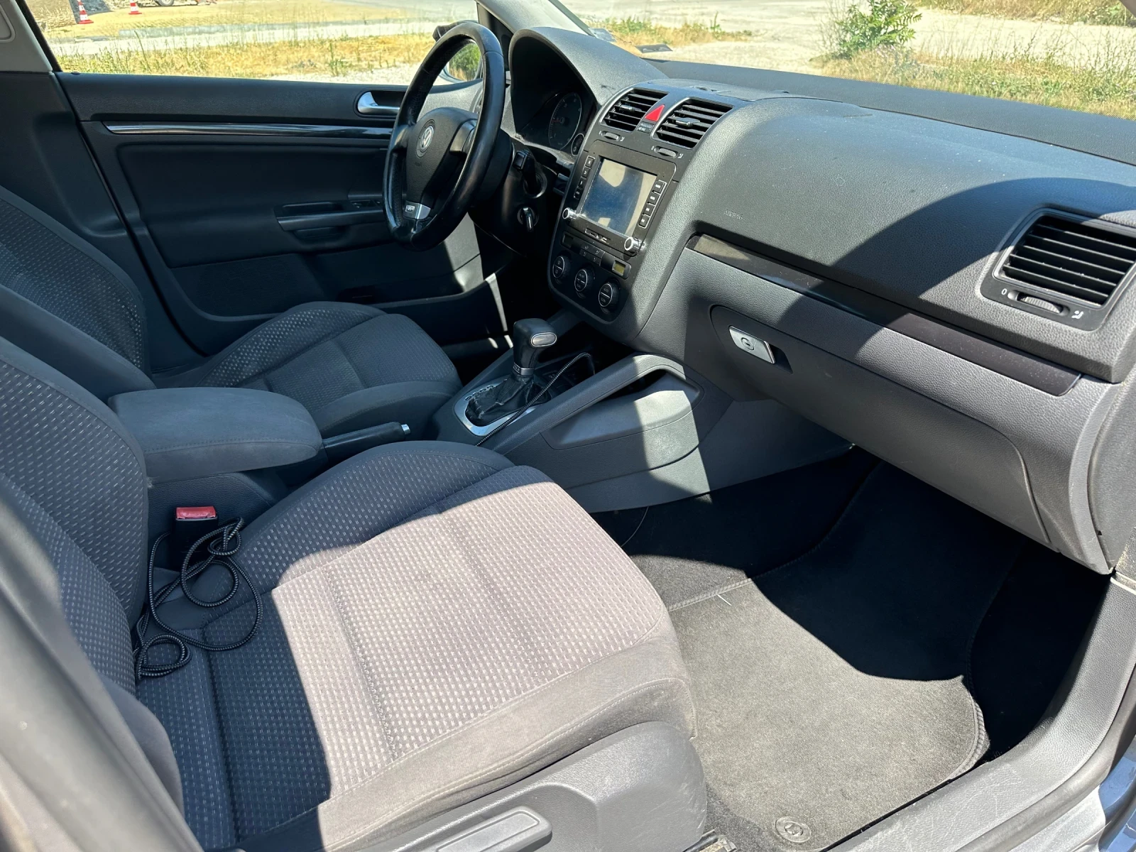 VW Golf 2.0GTD 170hp, снимка 11 - Автомобили и джипове - 55510601