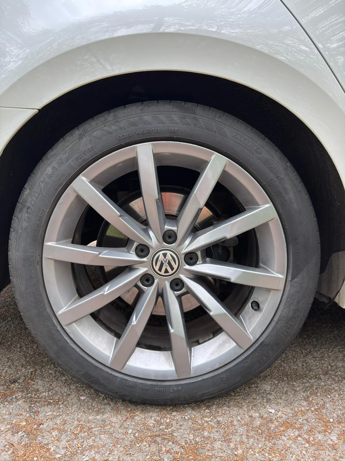 VW Passat R-Line 2.0d DSG, снимка 14 - Автомобили и джипове - 55615518