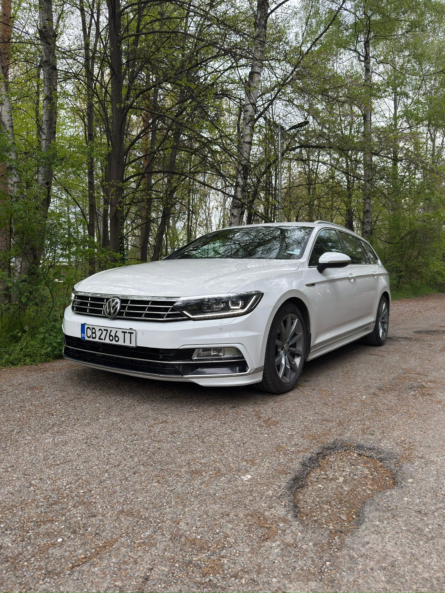 VW Passat R-Line 2.0d DSG, снимка 17 - Автомобили и джипове - 55615518