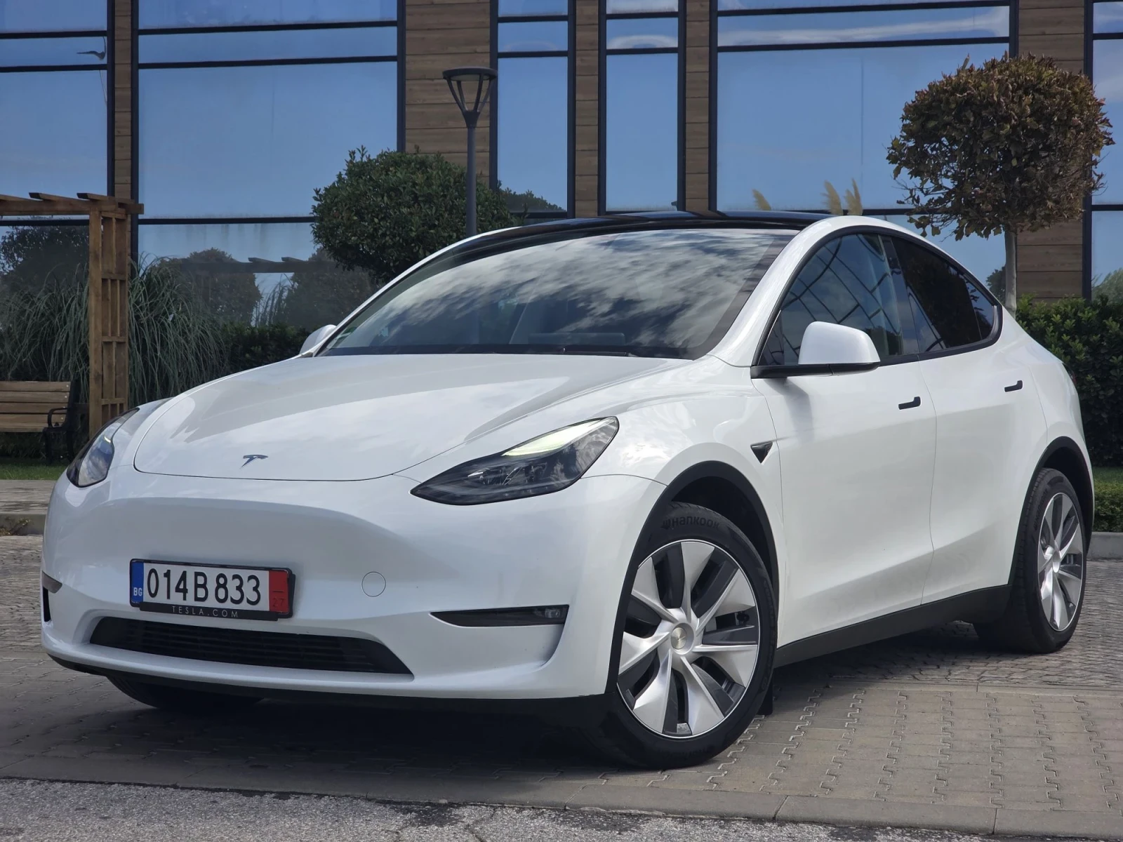 Tesla Model Y LONG RANGE/ DUAL MOTOR/ GERMANY/ НАЛИЧНА 
