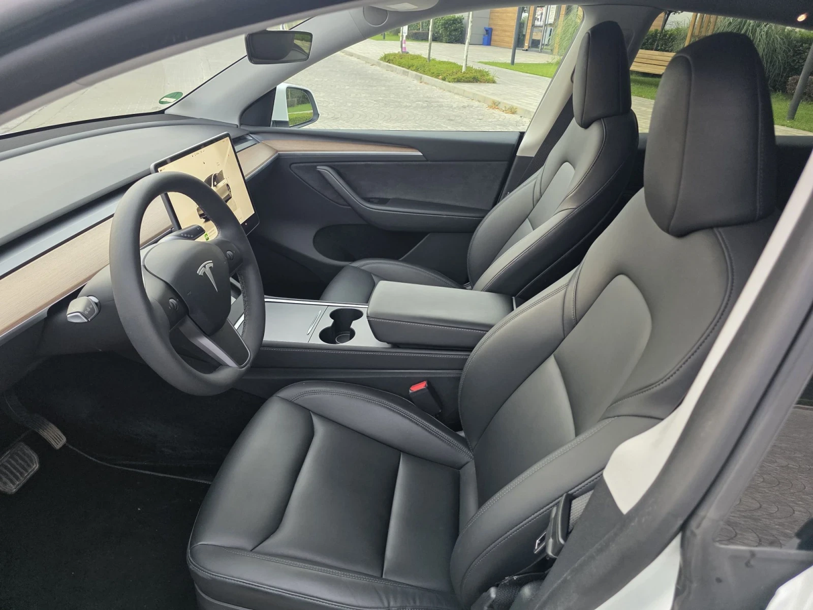 Tesla Model Y LONG RANGE/ DUAL MOTOR/ GERMANY/ НАЛИЧНА , снимка 7 - Автомобили и джипове - 56126135