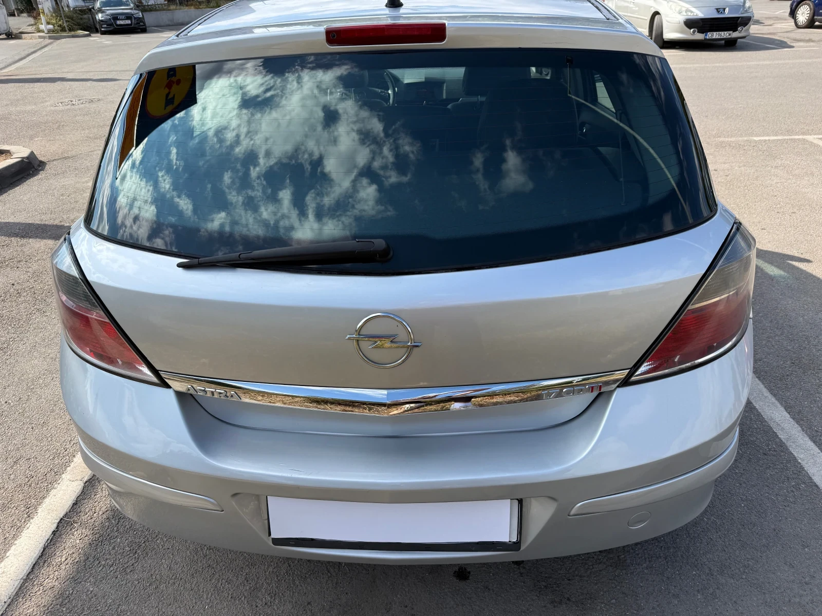 Opel Astra, снимка 4 - Автомобили и джипове - 56256612
