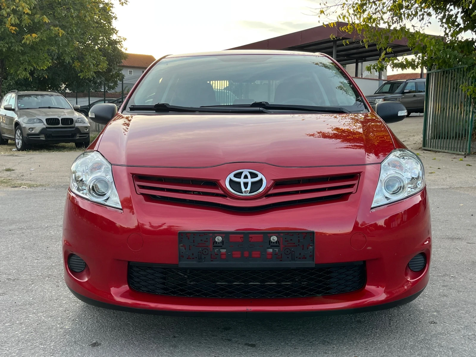 Toyota Auris 1.4 D4D, снимка 3 - Автомобили и джипове - 56364933