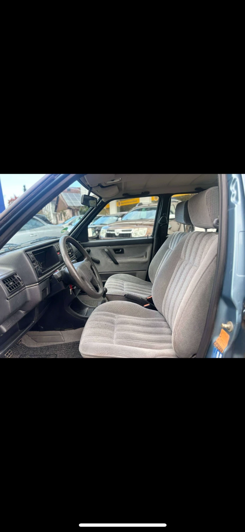 VW Golf 1.6i, снимка 7 - Автомобили и джипове - 56532525