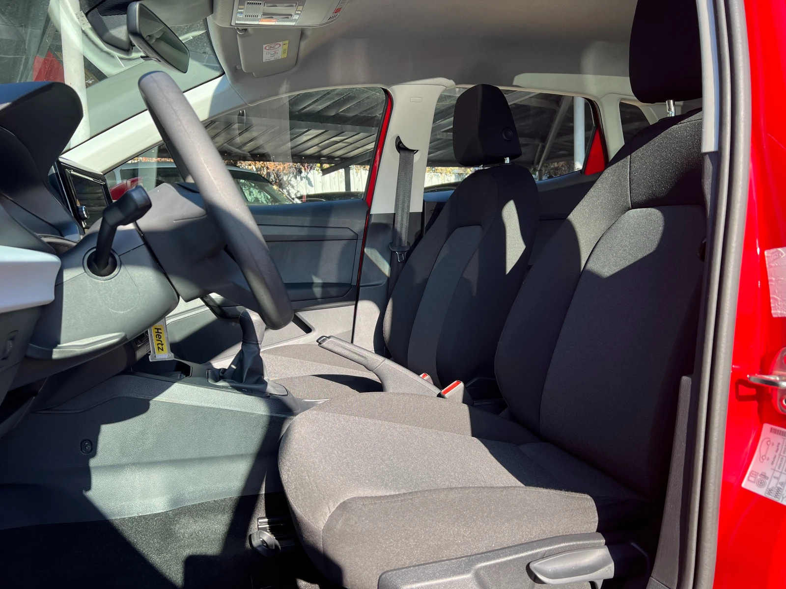 Seat Ibiza TSI 95 к.с., снимка 10 - Автомобили и джипове - 56592405