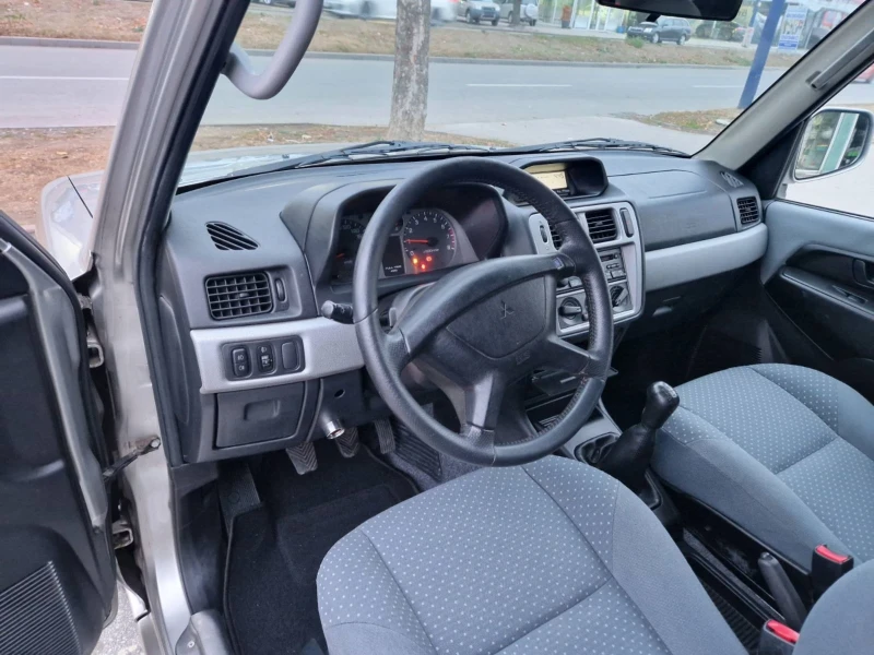 Mitsubishi Pajero pinin 1.8 / 114 к.с. климатик , снимка 9 - Автомобили и джипове - 48251929