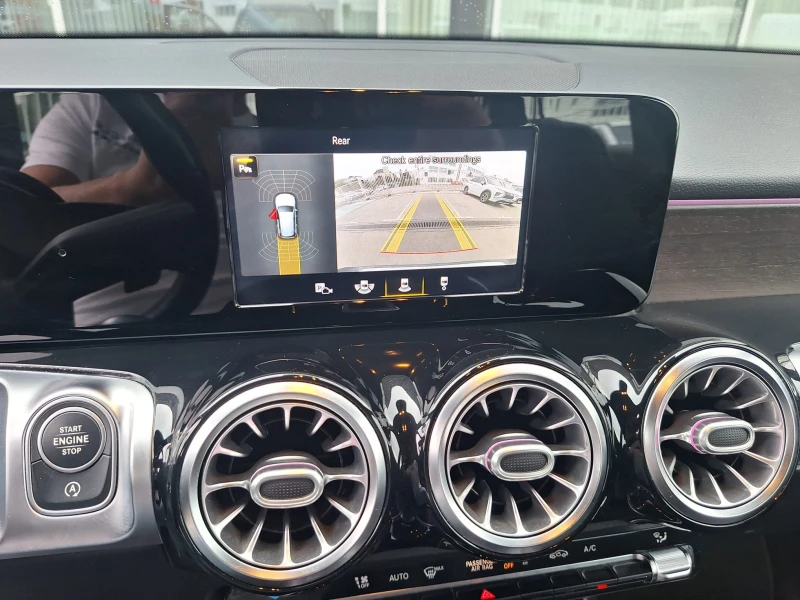 Mercedes-Benz GLB 220d, снимка 8 - Автомобили и джипове - 51244768