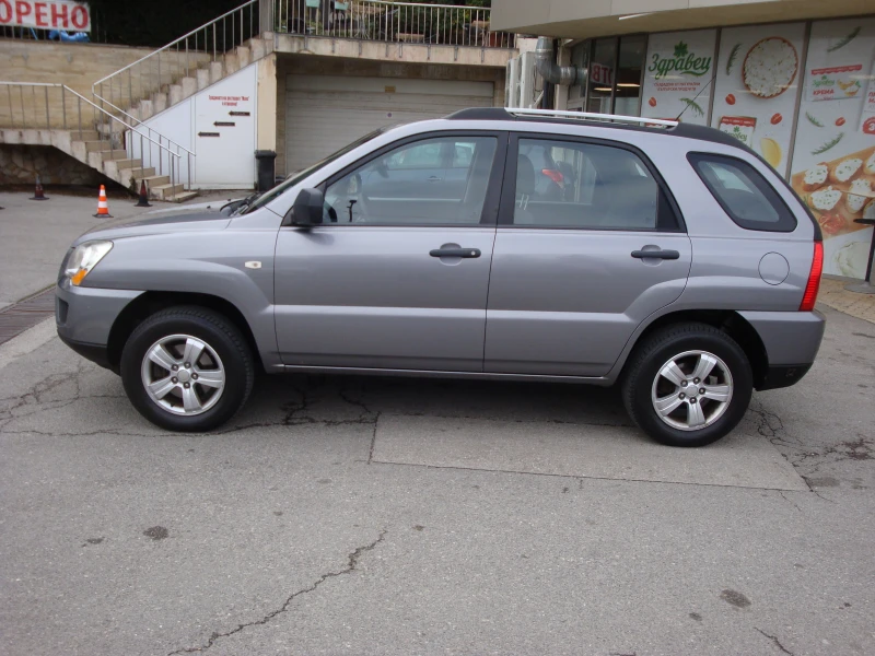 Kia Sportage 2.0ГАЗ-БЕНЗИН, снимка 6 - Автомобили и джипове - 52034945