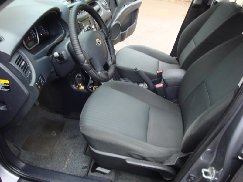 Kia Sportage 2.0ГАЗ-БЕНЗИН, снимка 10 - Автомобили и джипове - 52034945