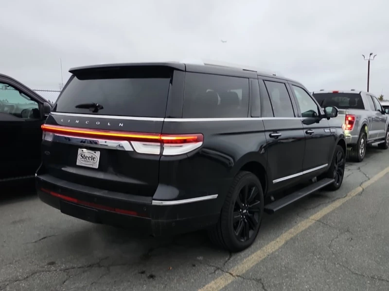 Lincoln Navigator * Reserve * CARFAX * БЕЗ ПЪРВОНАЧАЛНА ВНОСКА, снимка 4 - Автомобили и джипове - 53131558