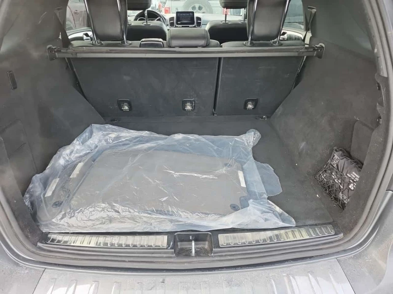 Mercedes-Benz GLE 43 AMG | БЕЗ УДАРИ| ОБДУХВАНЕ| ПОДГРЕВ| CARFAX, снимка 12 - Автомобили и джипове - 53564586