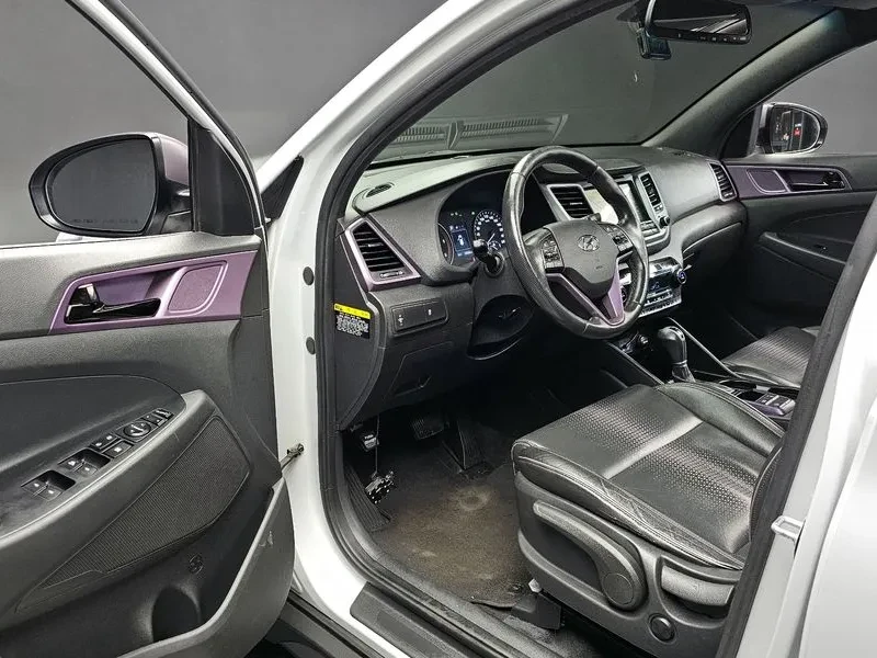Hyundai Tucson DIESEL 1.7 2WD MODERN FEVER, снимка 10 - Автомобили и джипове - 55263636