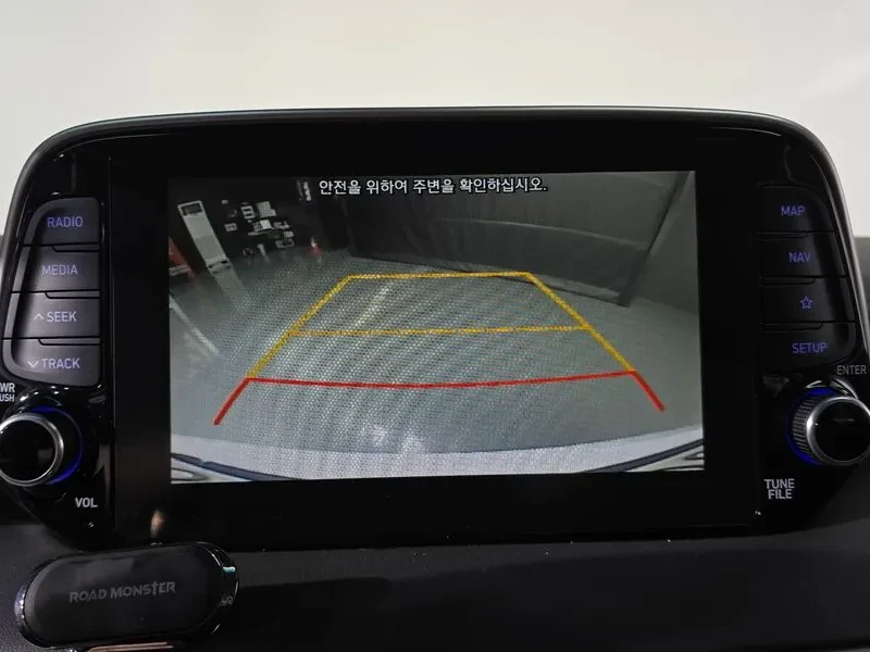Hyundai Tucson 2.0 2WD PREMIUM, снимка 14 - Автомобили и джипове - 56293129