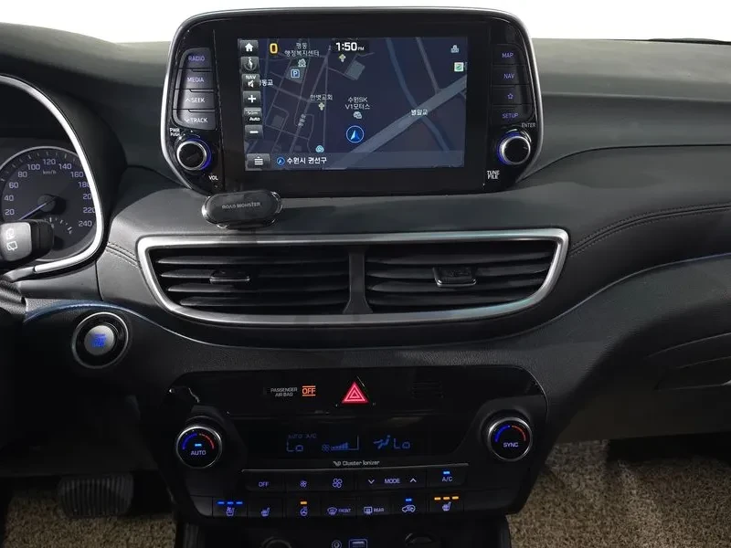 Hyundai Tucson 2.0 2WD PREMIUM, снимка 12 - Автомобили и джипове - 56293129
