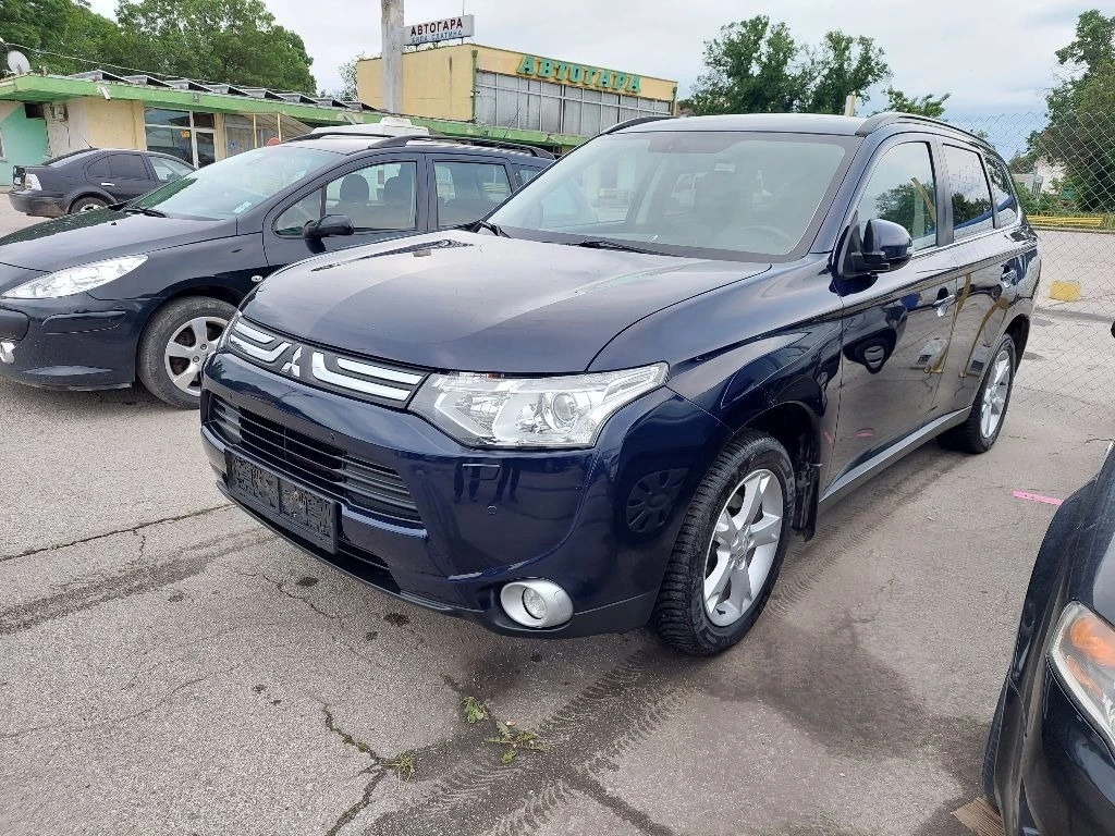 Mitsubishi Outlander 2.2di-d 4wd - изображение 3