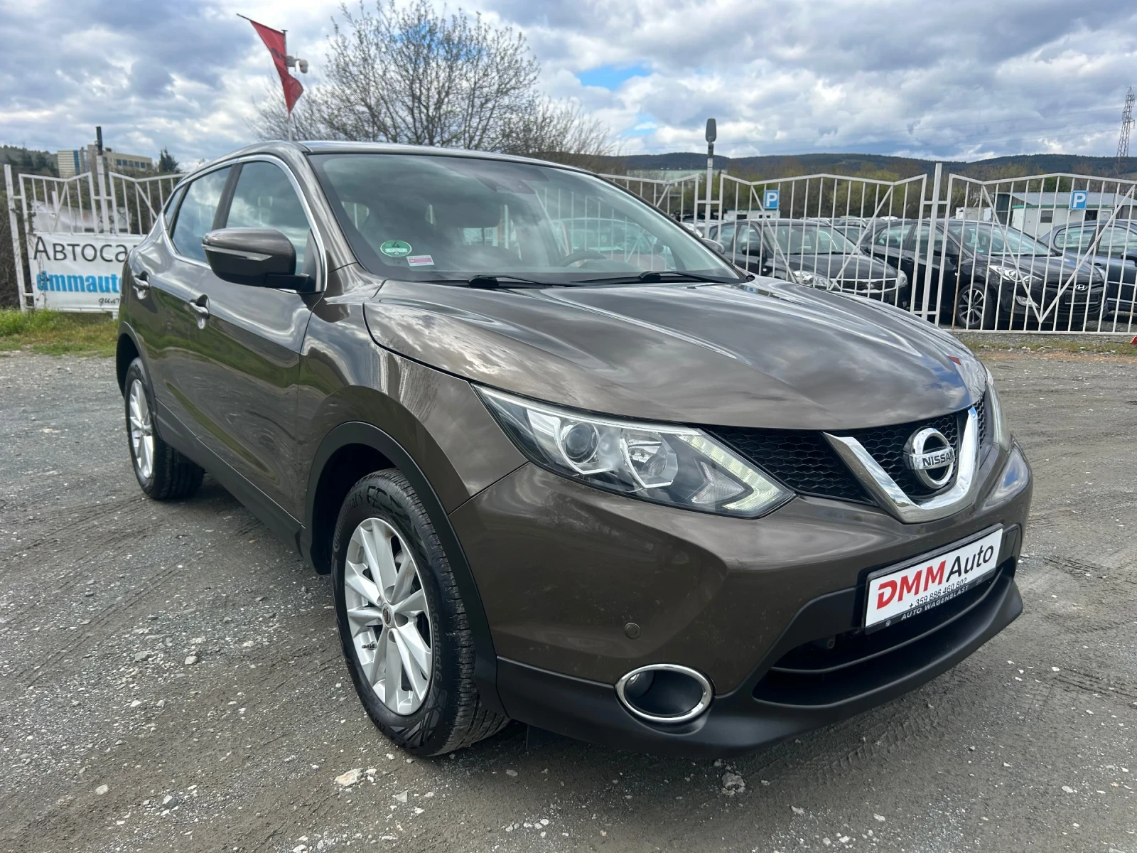Nissan Qashqai 1.6 DCI / АВТОМАТИК / ДИСТРОНИК / КАМЕРА / НАВИ  - изображение 3
