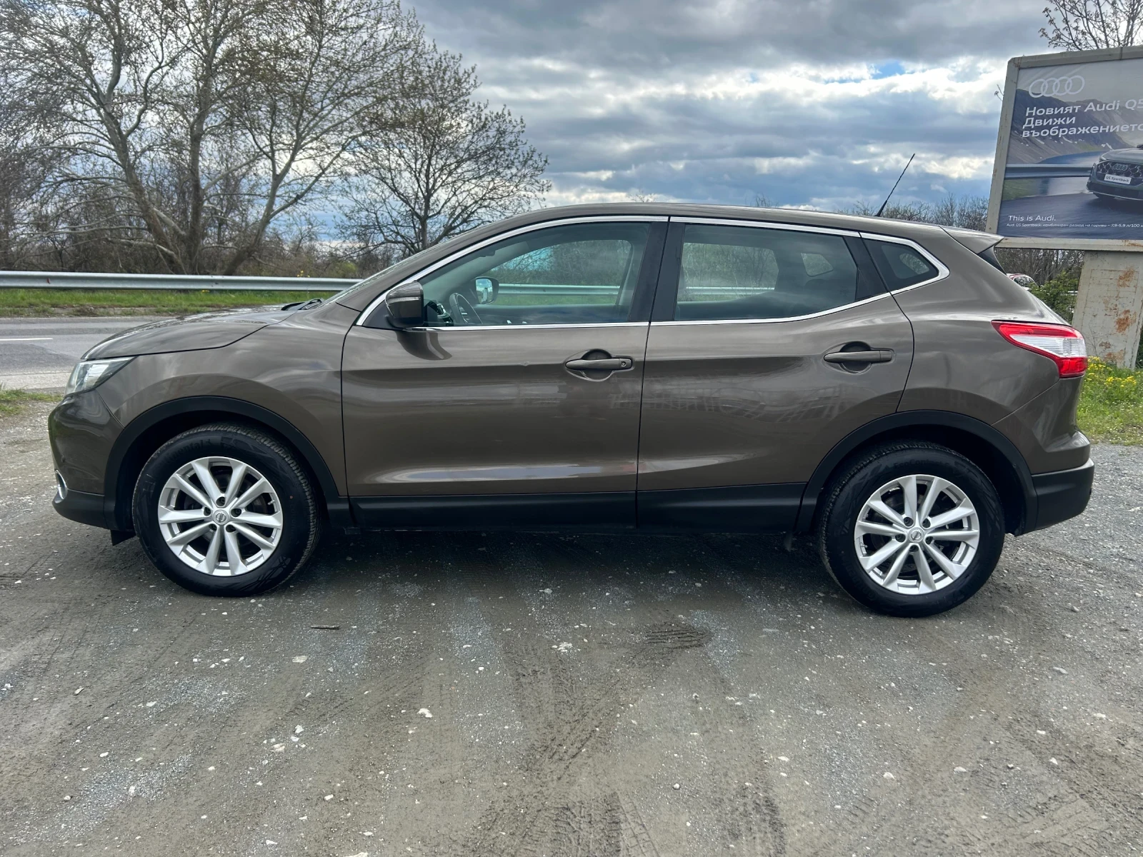 Nissan Qashqai 1.6 DCI / АВТОМАТИК / ДИСТРОНИК / КАМЕРА / НАВИ  - изображение 7