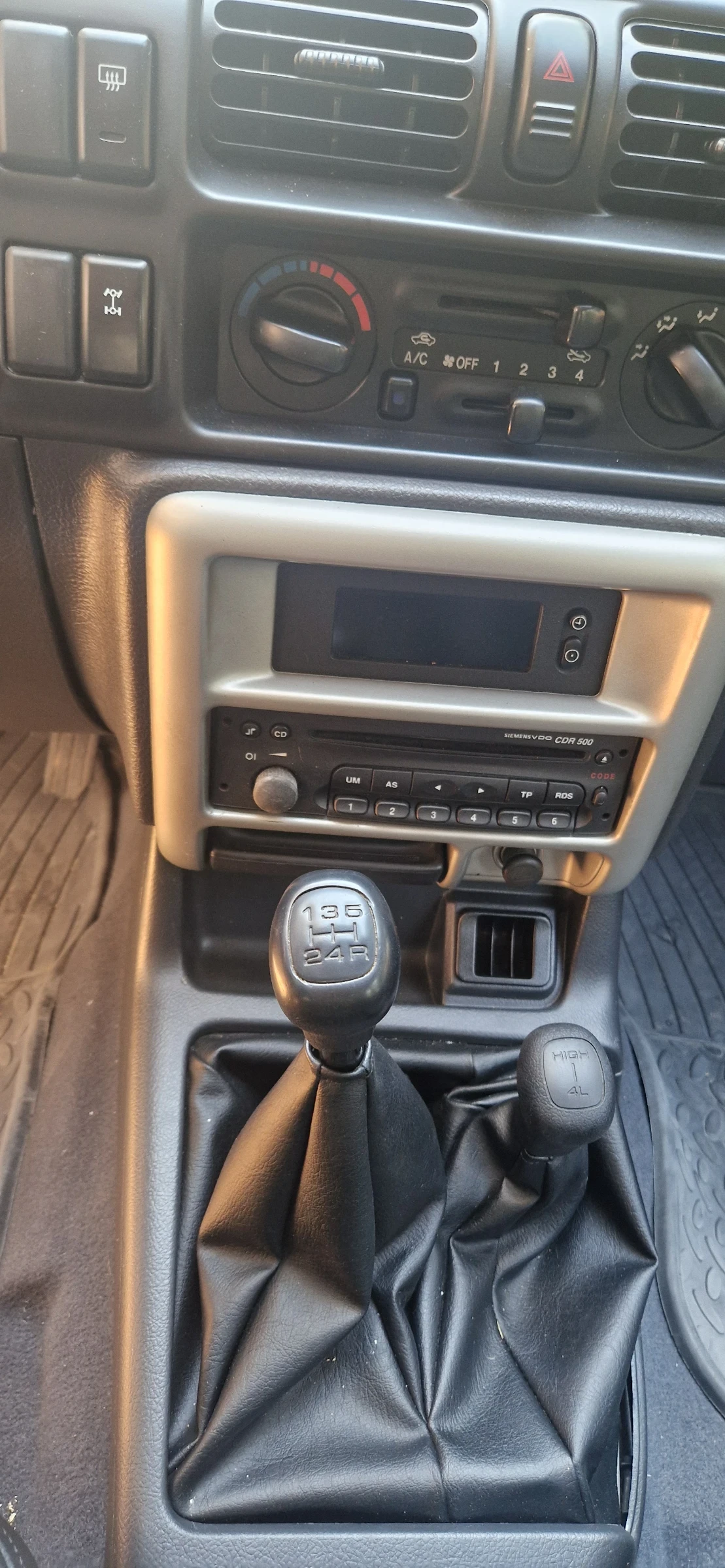 Opel Frontera 2200 - изображение 8