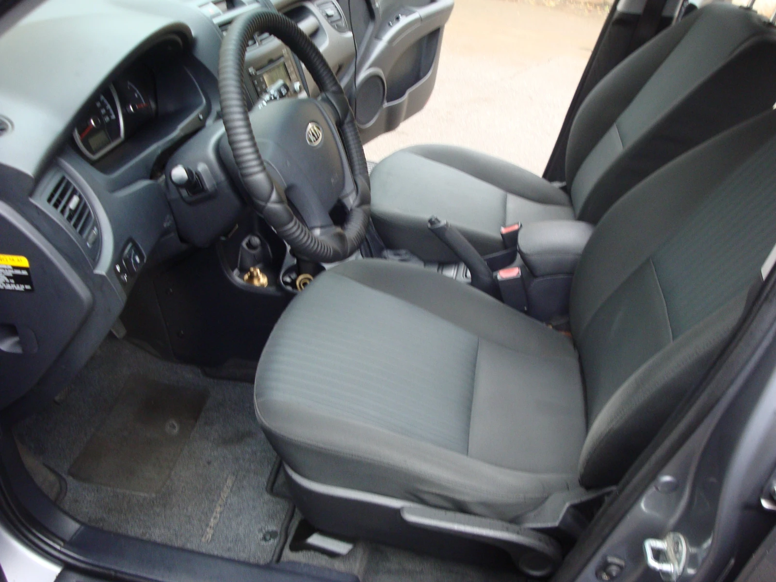 Kia Sportage 2.0ГАЗ-БЕНЗИН - изображение 10