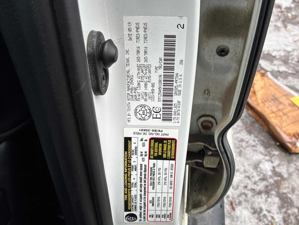 Toyota Tacoma * TRD * CARFAX * БЕЗ ПЪРВОНАЧАЛНА ВНОСКА - изображение 10