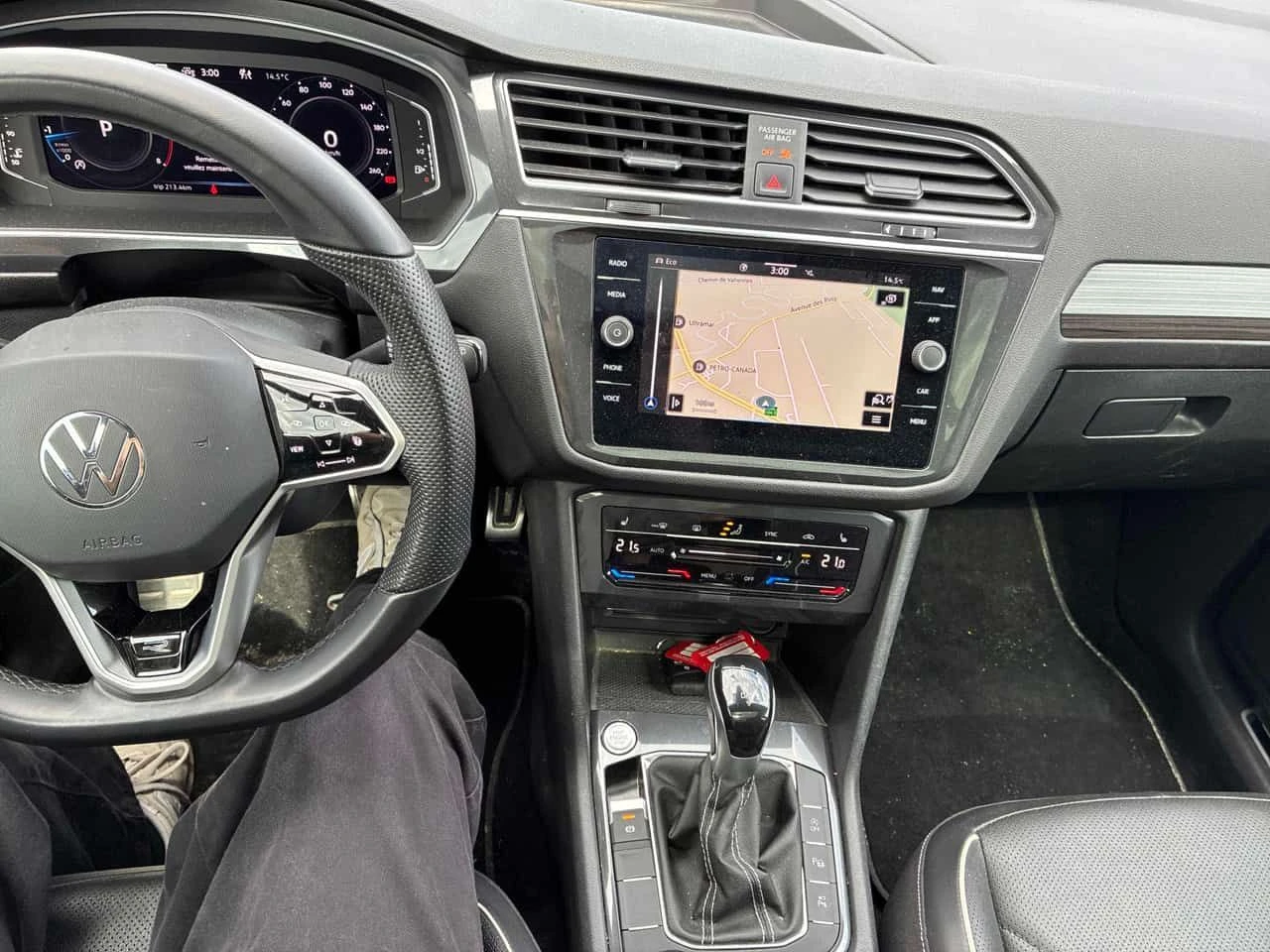 VW Tiguan Highline R Line /360/DIS/FENDER, снимка 9 - Автомобили и джипове - 54365309