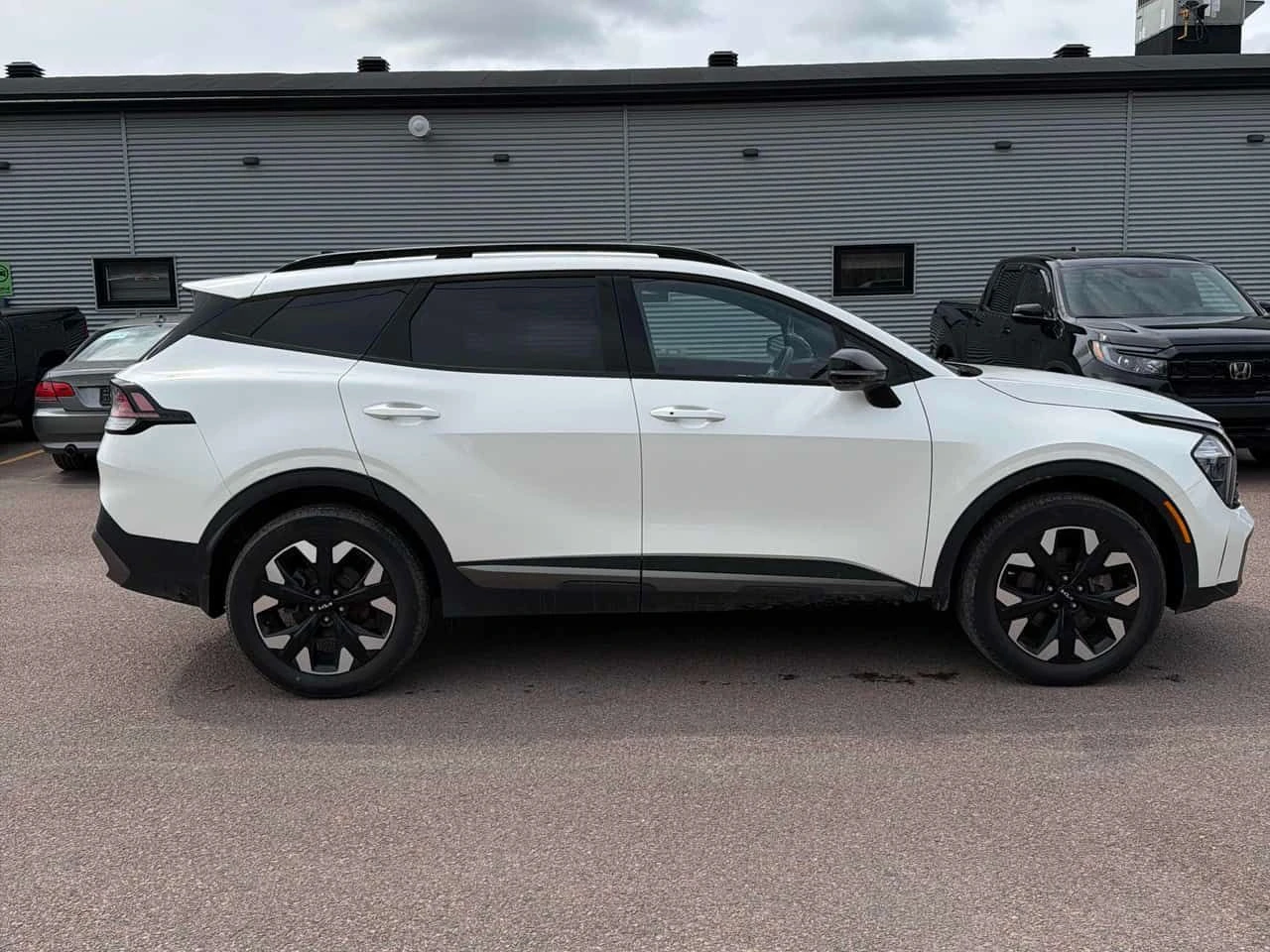 Kia Sportage * X Line AWD * CARFAX * 2 ����� * KEYLESS * ������ | Mobile.bg � ����������� 3