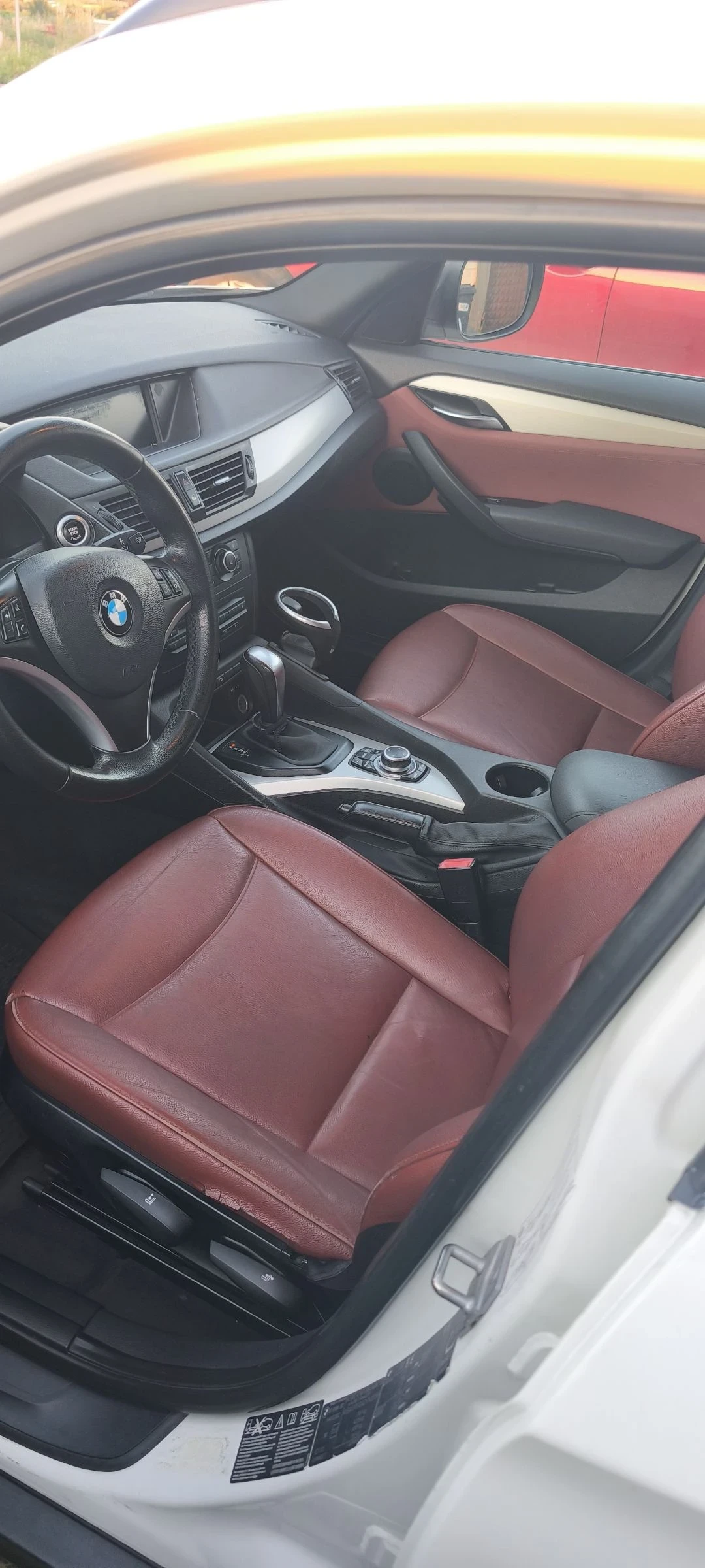 BMW X1 2.0, снимка 4 - Автомобили и джипове - 55076464