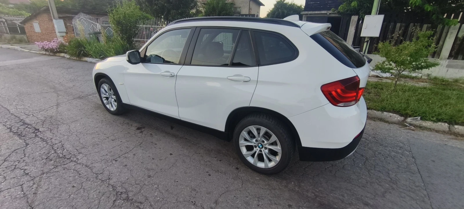 BMW X1 2.0, снимка 6 - Автомобили и джипове - 55076464