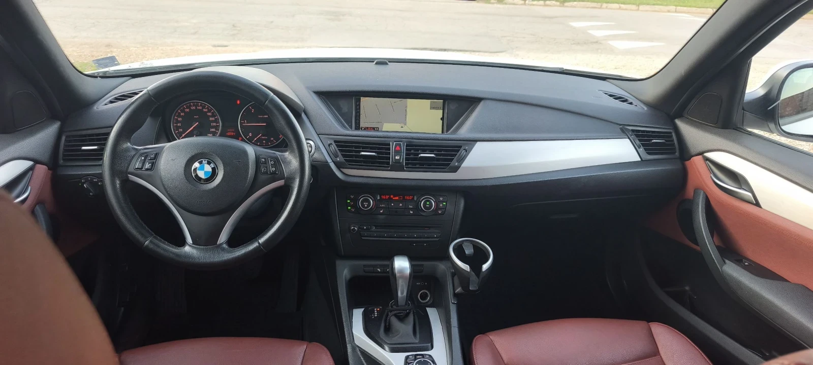 BMW X1 2.0, снимка 2 - Автомобили и джипове - 55076464