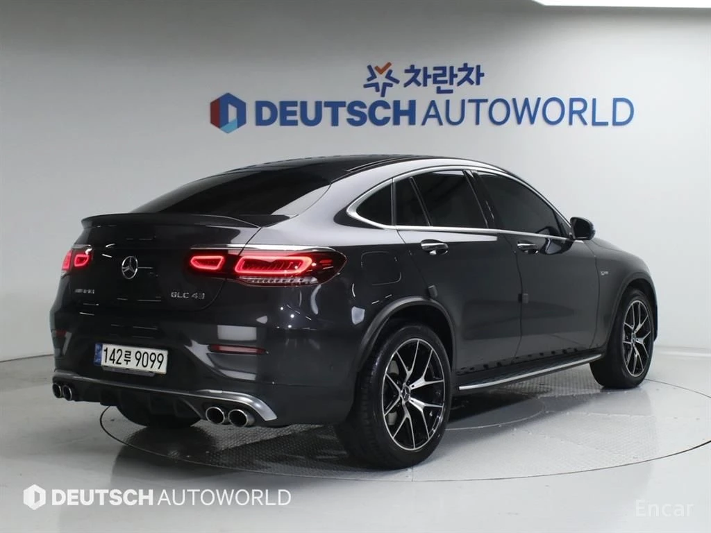 Mercedes-Benz GLC 43 AMG COUPE* FACELIFT* BURMESTER* ОБДУХВАНЕ* ДИСТРОНИК* , снимка 2 - Автомобили и джипове - 55539682