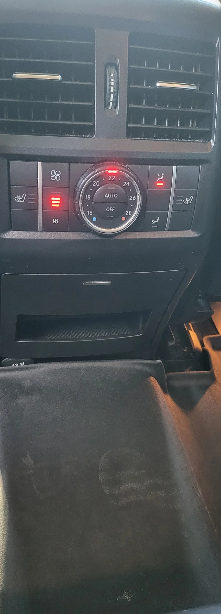 Mercedes-Benz GLS 350 AMG+ FULL SUSPENSION+ ANDROID CARPLAY+ VINYL WRAP , снимка 9 - Автомобили и джипове - 55684423