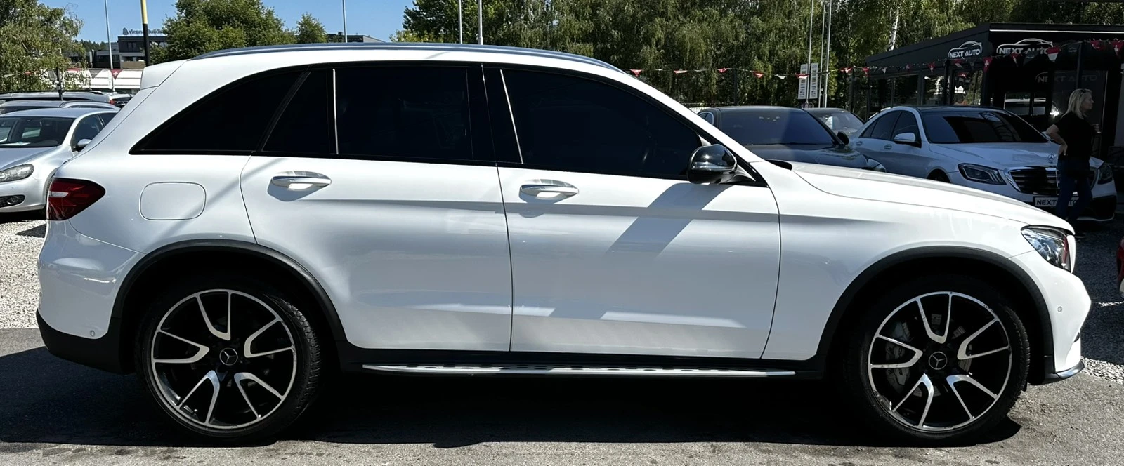 Mercedes-Benz GLC 43 AMG 367HP 129 000KM PANO HUD 360'CAM BURMESTER, снимка 4 - Автомобили и джипове - 56117783