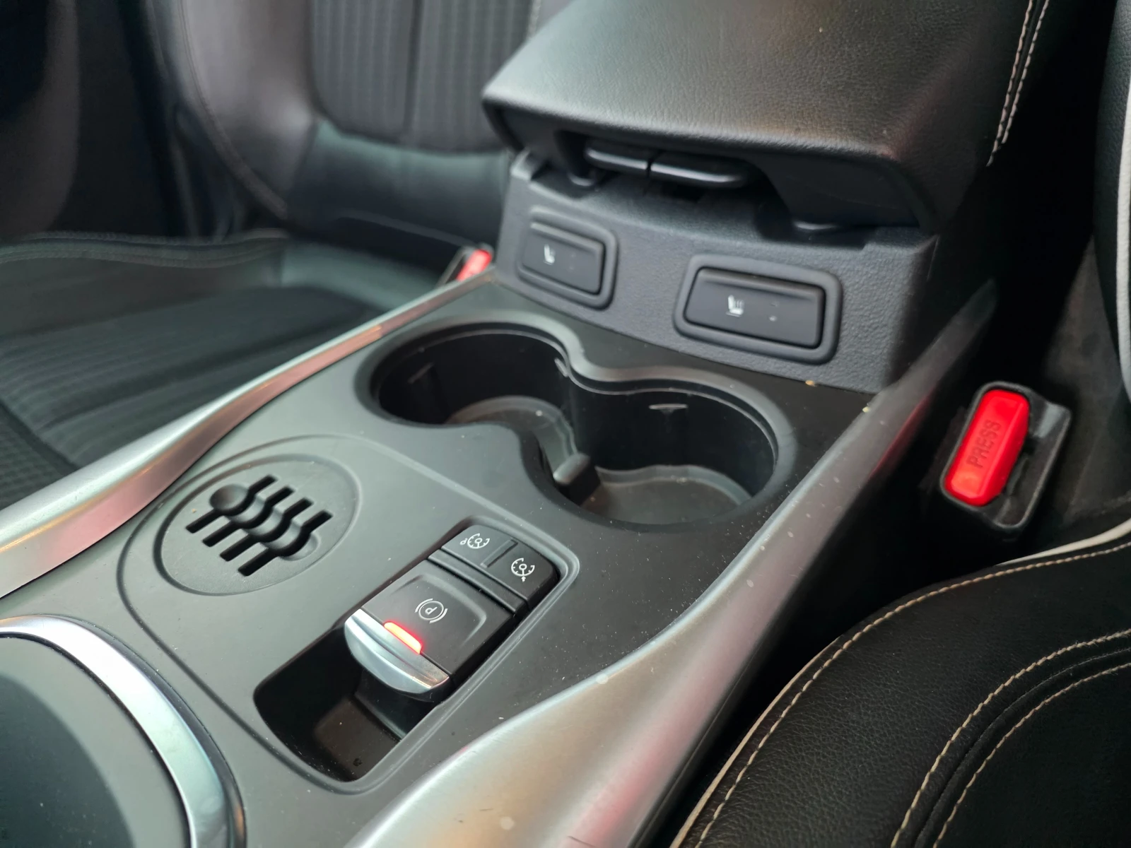 Renault Kadjar 1.5DCI/BOSE//�������/ENERGY INTENS/��� ��������� | Mobile.bg � ����������� 9