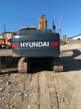 Багер Hyundai HX220NL, снимка 3