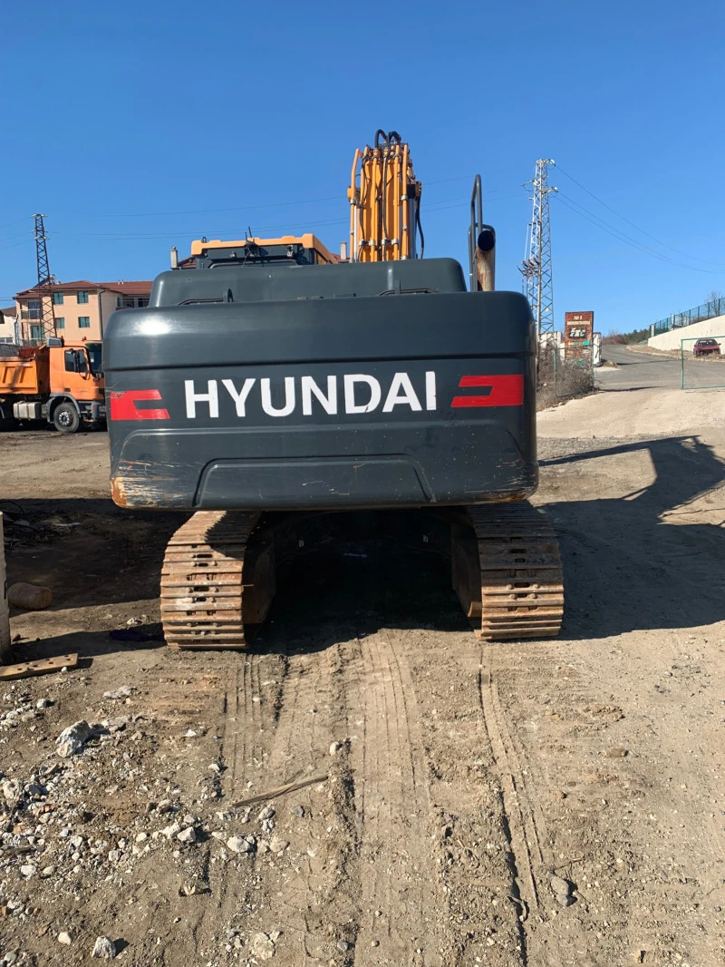 Багер Hyundai HX220NL, снимка 3 - Индустриална техника - 47059286