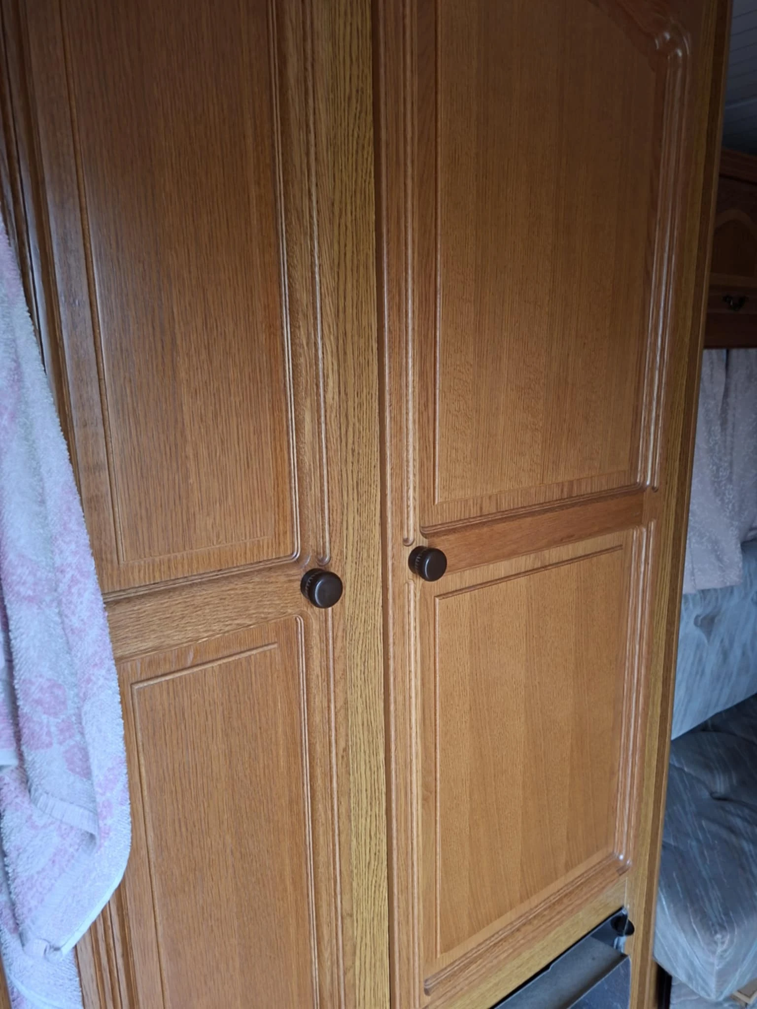 �������� Hobby 4.20 | Mobile.bg � ����������� 11