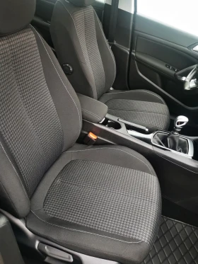 Peugeot 308 1.2 , снимка 12
