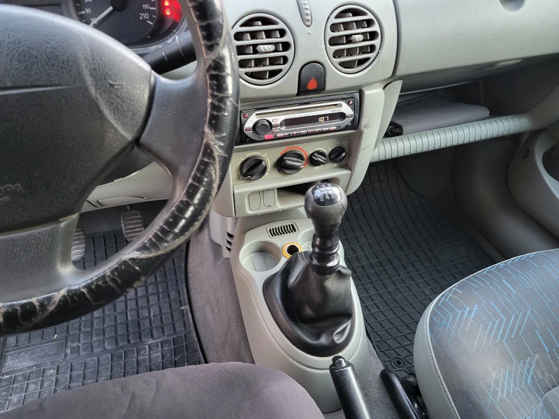 Renault Kangoo 1.5 dci 70ps klimatik , снимка 9 - Автомобили и джипове - 44113912