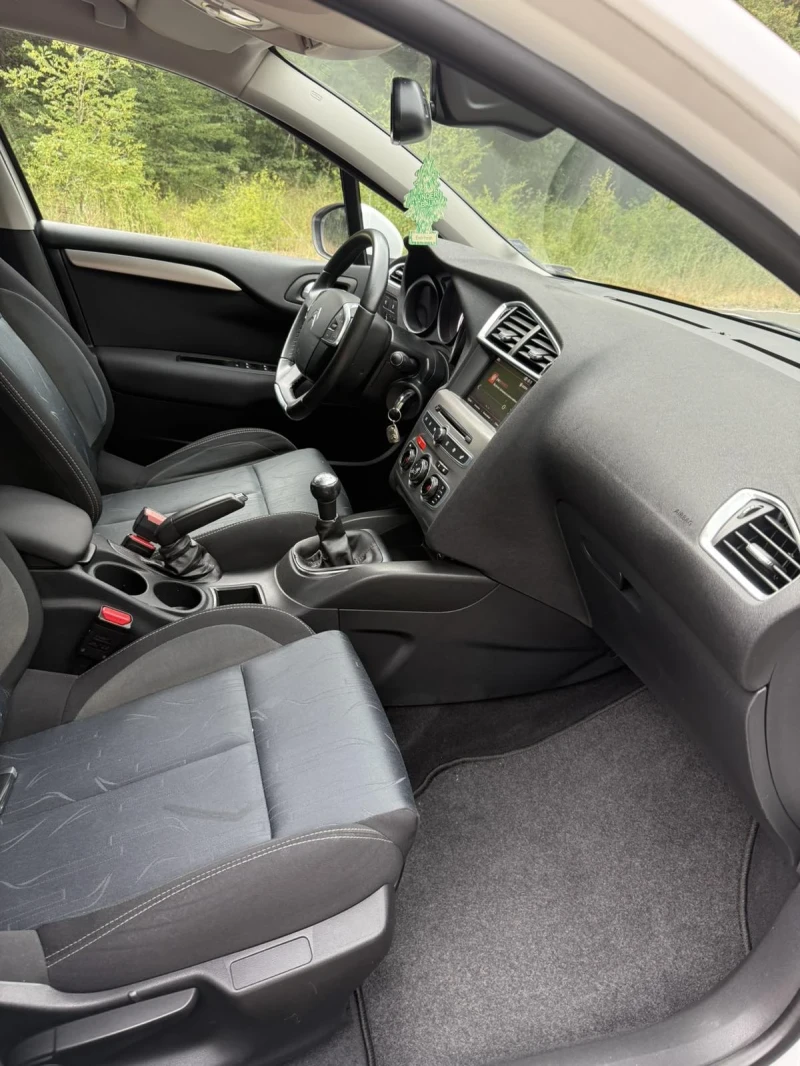 Citroen C4 1.6 BlueHDi, снимка 11 - Автомобили и джипове - 46612490