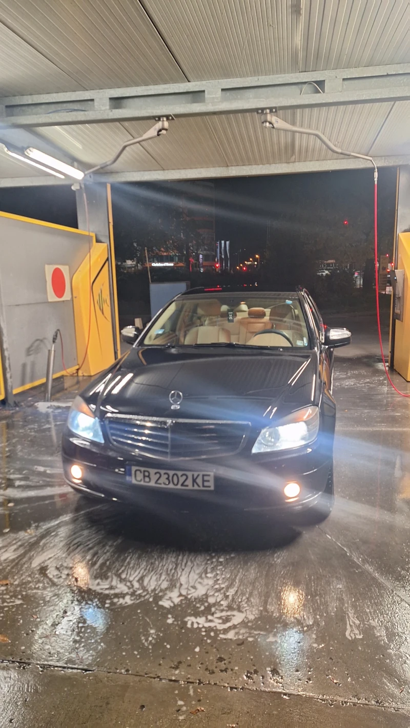 Mercedes-Benz C 220 220, снимка 3 - Автомобили и джипове - 48085790